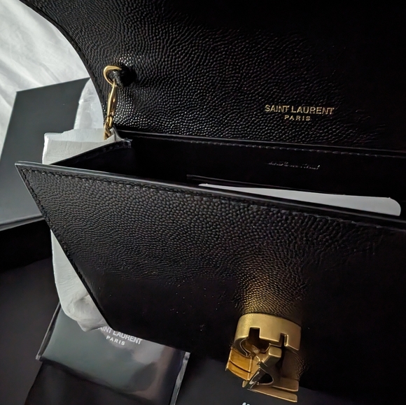 YSL Cassandra Wallet on Chain - Picture 8 of 9